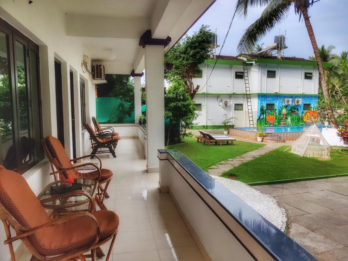 Heaven Goa Guesthouse 比纳里姆 外观 照片