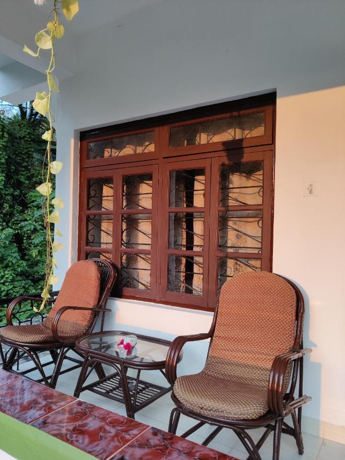 Heaven Goa Guesthouse 比纳里姆 外观 照片