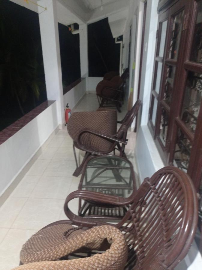 Heaven Goa Guesthouse 比纳里姆 外观 照片